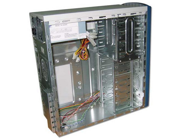 Gabinete AIMC Volcano, ATX para Pentium 4 con fuente de 300W
