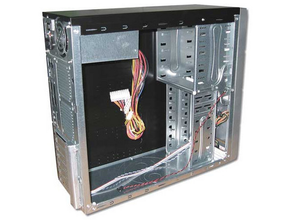 Gabinete Acteck Brunswick-X, ATX con fuente de 300W, panel lateral transparente con ventilación.