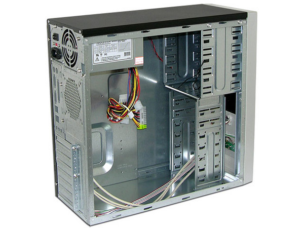 Gabinete Alaska con fuente de 300W, 20/24 pines, ATX