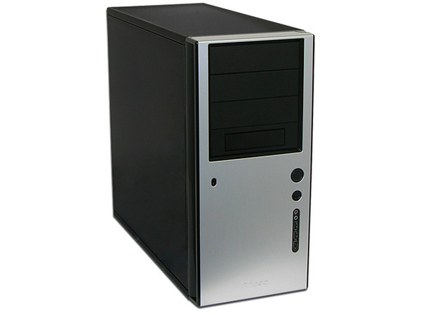 Gabinete  Antec Solo Elegante Diseño y  Alta Calidad, Paneles Amortiguadores de Ruido y Sistema de Suspensión para Discos Duros. ATX