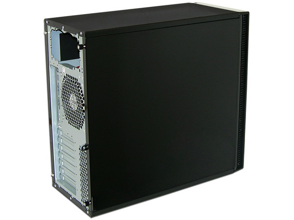 Gabinete  Antec Solo Elegante Diseño y  Alta Calidad, Paneles Amortiguadores de Ruido y Sistema de Suspensión para Discos Duros. ATX