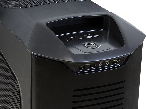 Gabinete CoolerMaster CMSTACKER 832 (sin fuente de poder)