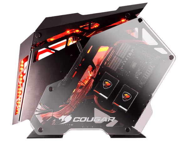 Gabinete Gamer Cougar Conquer Mid Tower, ATX (sin fuente de poder).