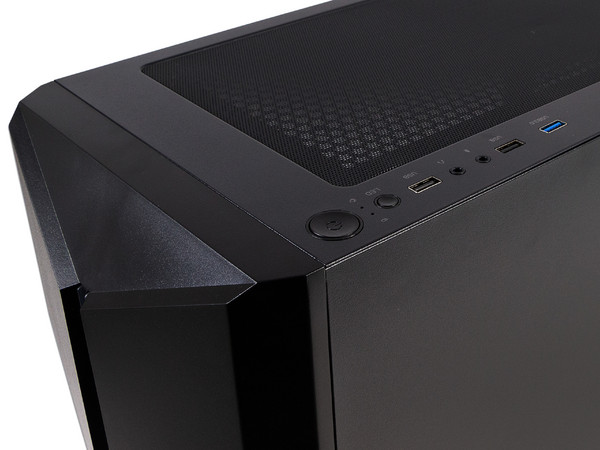Gabinete EAGLE WARRIOR Delta 3306 Negro, ATX, Mid Tower, Tira RGB frontal,  (sin fuente de poder).
