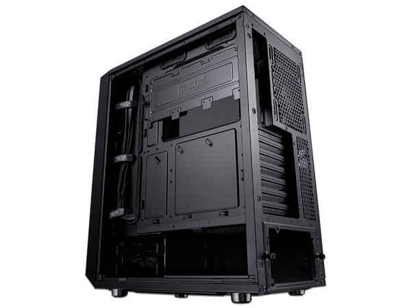 Gabinete Fractal Design Meshify C, Mid-Tower, ATX, (No incluye fuente de poder). Color Negro.