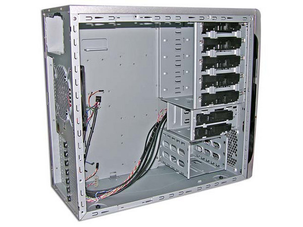 Gabinete NZXT APOLLO, panel lateral transparente con luz y ventilación. (no incluye fuente de poder). Color Plateado