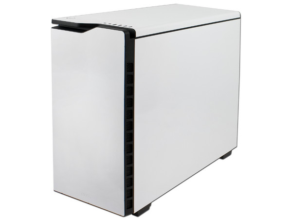 Gabinete Mid Tower NZXT H440 (no incluye fuente de poder).