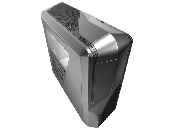 Gabinete Mid Tower NZXT Phantom 410 Gunmetal, ATX. (no incluye fuente de poder).