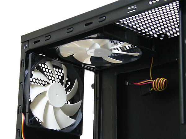 Gabinete NZXT Lexa S con Leds Azules y ventilación. (no incluye fuente de poder) Color Negro   