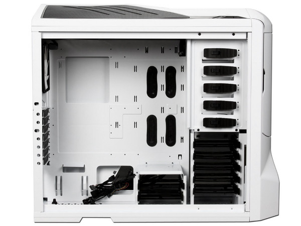 Gabinete NZXT Phantom con Leds Azules y ventilación. (no incluye fuente de poder) Color Blanco