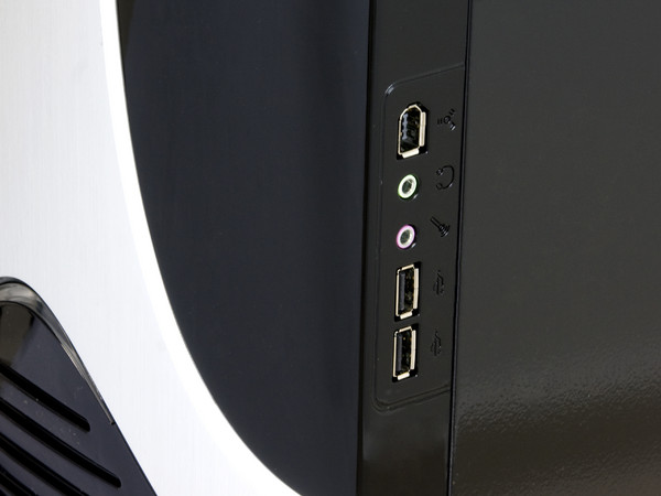 Gabinete NZXT ZERO Crafted Series Full Tower Alta Calidad (sin fuente de poder)