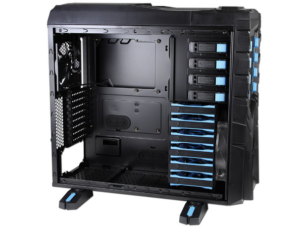 Gabinete Full Tower Thermaltake Chaser MK-I con Dock Station para D.D SATA y Ventiladores Colorshift superior y frontal de 200mm  (no incluye fuente de poder) Color Negro