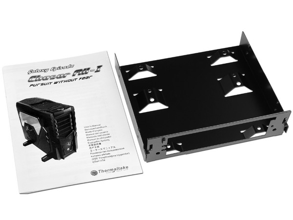 Gabinete Full Tower Thermaltake Chaser MK-I con Dock Station para D.D SATA y Ventiladores Colorshift superior y frontal de 200mm  (no incluye fuente de poder) Color Negro
