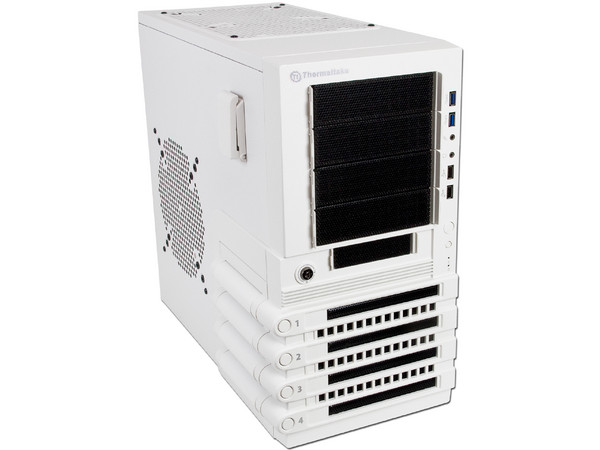 Gabinete Thermaltake Level 10 GTS Snow Edition con Ventilador frontal 200mm de Led Azul, no incluye fuente de poder.