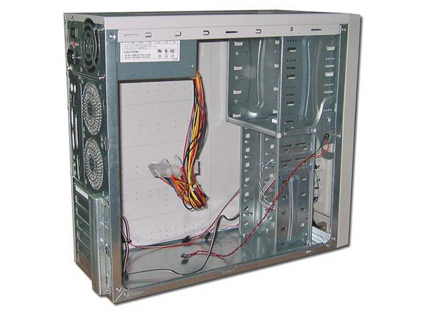 Gabinete TrueBasix Pentra con fuente de 300W, ATX