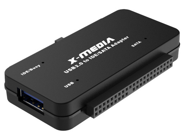 Adaptador X-Media de USB 2.0 a IDE/SATA.