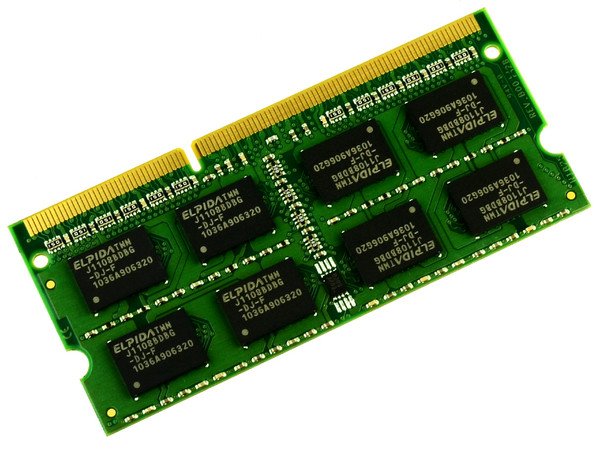 Memoria Kingston de 2GB, Modelo: KTD-L3B/2G