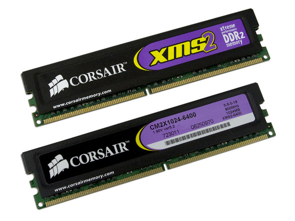 Memoria Corsair XMS2 de 2GB (2 x 1GB) DDR2 800 (PC2 6400) 
Tiempos: 5-5-5-18, Cas Latency: 5, Voltaje: 1.9V.
Modelo: TWIN2X2048-6400 G