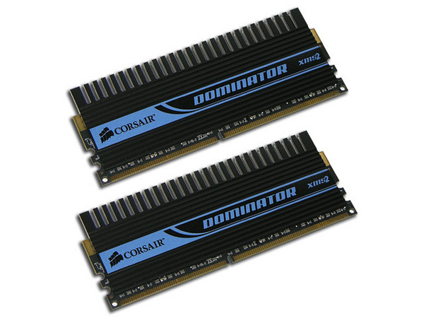 Memoria Corsair Dominator de 2GB (2 x 1GB) DDR2 800 (PC2 6400)
Timing: 4-4-4-12, Cas Latency: 4, Voltaje: 2.1V.
Ventajas: DHX, EPP, SLI Certified
Modelo: TWIN2X2048-6400C4D