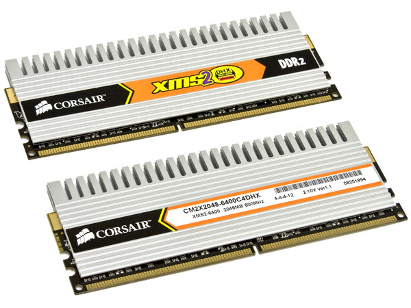 Memoria Corsair XMS2 DHX de 4GB (2x2GB) DDR2 800
Timing: 4-4-4-12, Voltaje: 2.1V.
Diseñada para Sistemas Operativos de 64bit,
Modelo: TWIN2X4096-6400C4DHX