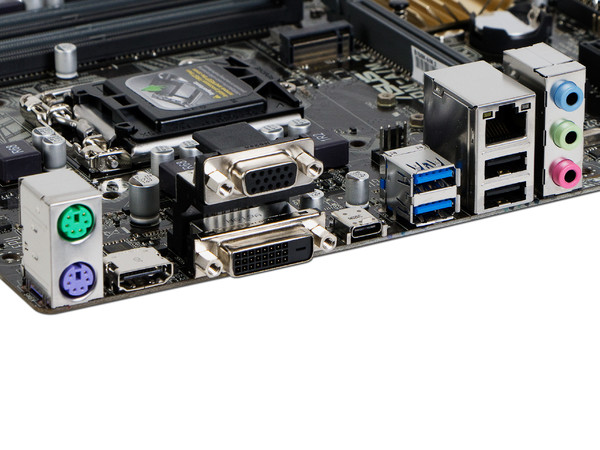 T. Madre ASUS B150M-A/M.2, ChipSet Intel B150,
Soporta: Intel Core i7/Core i5/Core i3/Pentium/Celeron de Socket 1151,
Memoria: DDR4 2133 MHz Non-ECC, 64GB Max,
SATA 3.0, USB 3.0,
Integrado: Audio HD, Red Gigabit, 
Micro-ATX.