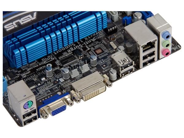 T. Madre Asus E35M1-I, ChipSet AMD Hudson M1,
Procesador Integrado AMD E-350 Dual Core APU (1.6GHz),
Integrado: Video Radeon HD 6310,
SATA 3.0,
Memoria: DDR3 1066/800MHz,
Mini ITX, Ptos: 1xPCIEX16.