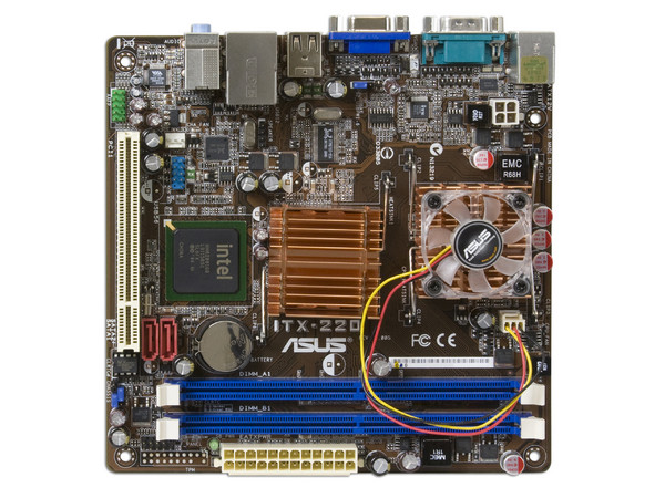 T. Madre Asus Mini-ITX ITX-220,
Procesador Integrado Intel Celeron 220,
Integrado: Audio, Red, Video Intel GMA 950,
Memoria: DDR2 533, 2 Bancos, 4GBMax,
Ptos: 1xPCI. Compatible con Gabinetes mITX.