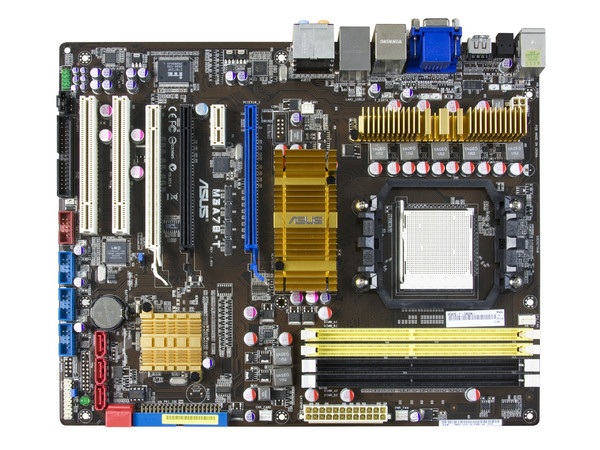 T. Madre ASUS M3A78-T, Chipset AMD 790GX,
Soporta: Phenom, Athlon 64/Athlon 64 X2, Socket AM2+,
Memoria: DDR2 1066/800/667, 4 Bancos, 16GBMax,
Integrado: Audio HD, Red 100/1000, Video ATI HD3300,
Diseño: ATX, Ptos: 3xPCIEx16, 1xPCIEx1, 2xPCI.