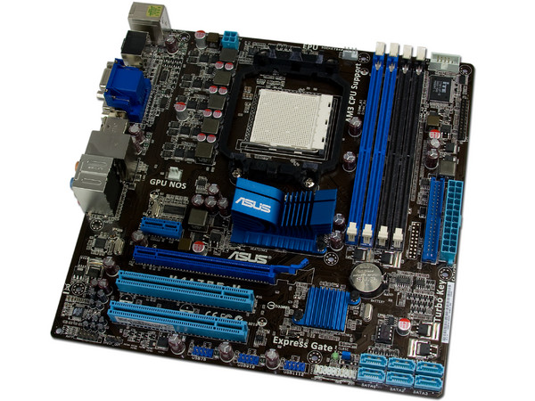 T. Madre Asus M4A785-M, ChipSet AMD 785G,
Soporta: Phenom II X3 y X4, Socket AM2+,
Integrado: Video ATI HD4200, Audio HD, Red Realtek 8112L,
Memoria: DDR2 1200(O.C.)/1066,Max. 16GB,
Diseño MicroATX, Ptos: 1xPCIEX16, 1xPCI-EX1, 2xPCI