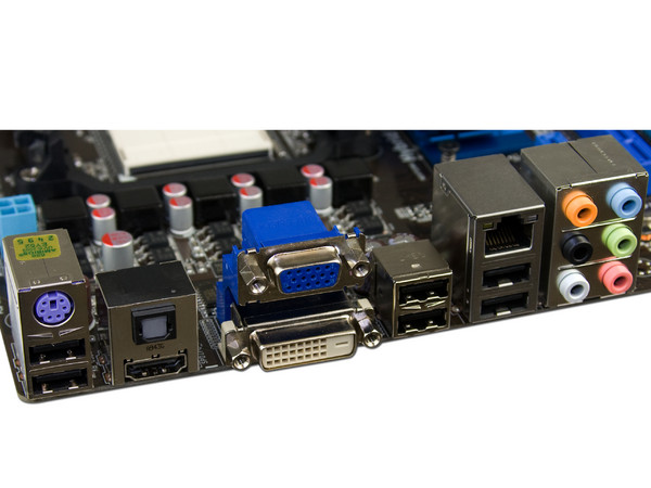 T. Madre Asus M4A78L-M, ChipSet AMD 760G,
Soporta: Phenom II X3 y X4 Soporta AM2+ y AM3,
Integrado: Video Radeon HD3000, Audio HD, Red RTL8112L,
Memoria: DDR2 1200(O.C.)/1066MHz, 2Bancos, 8GB Max,
Diseño mATX, Ptos: 1xPCIEX16, 1xPCIEX1, 2xPCI