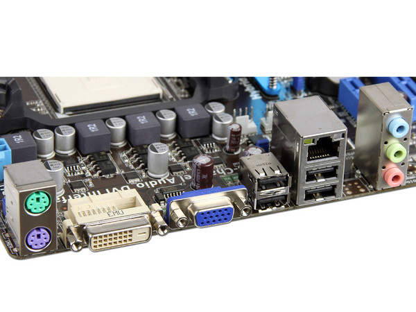 T. Madre Asus M4A78LT-M LE, Chipset AMD 760G,
Soporta: Phenom II X3 y X4 Socket AM3,
Integrado: Video Radeon HD3000, Audio HD, Red Gigabit,
Memoria: DDR3 1800(O.C)/1600(O.C)/1333/1066MHz, 8GB Max,
Diseño MicroATX, Ptos: 1xPCIEX16, 1xPCIEX1, 2xPCI
