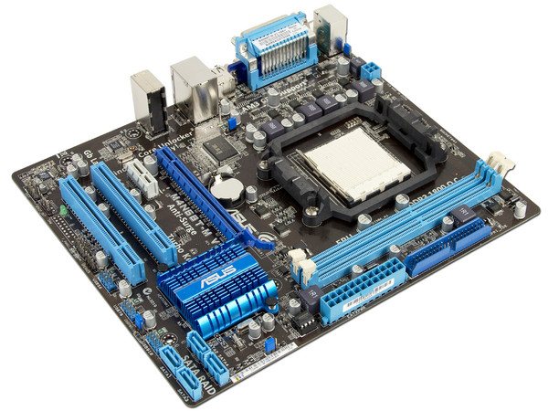 T. Madre ASUS M4N68T-M V2, Chipset Geforce 7025,
Soporta: Phenom II X3, X4 Socket AM3,
Memoria: DDR3 1800(O.C.)/1600(O.C.)/1333MHz, 8GB Max,
Integrado: Audio HD, Red, Video NVIDIA Geforce 7025,
Diseño: MicroATX, Ptos:1xPCEX16, 1xPCIEX1, 2xPCI