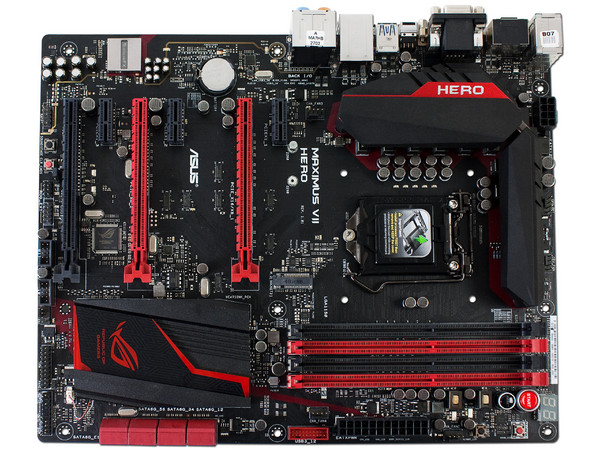 T. Madre ASUS MAXIMUS VII HERO, Chipset Intel Z97 Exp.,
Soporta: Core i7/i5/i3 de Socket 1150,
Memoria: DDR3 3200(O.C.)/1600/1333/1066 MHz, 32GB Max,
Integrado: Audio HD, Red,
USB 3.0 y SATA 3.0,
ATX, Ptos: 2xPCIE 3.0 x16, 3xPCIEx1