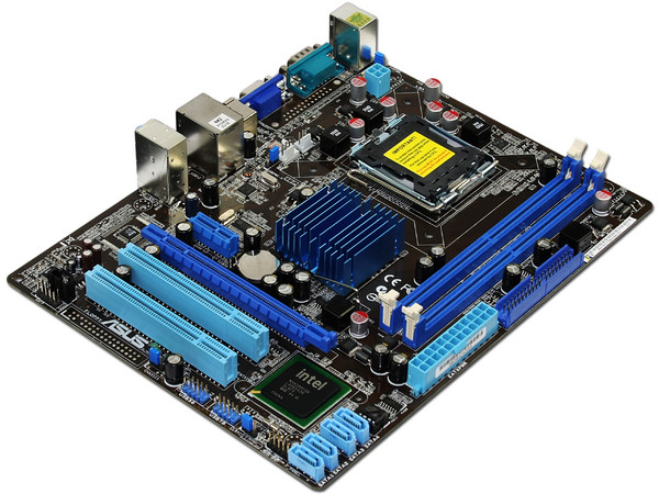 Tarjeta Madre ASUS P5G41-M LX2, ChipSet Intel G41,
Soporta: Core 2 Quad, Core 2 Duo, 1333/1066/800MHz,
Memoria: DDR2 800/667MHz, 2 Bancos, 8GBMax,
Integrado: Audio HD, Red, Video Intel, Diseño: mATX,
Puertos: 1xPCIEx16, 1xPCIEx1, 2xPCI