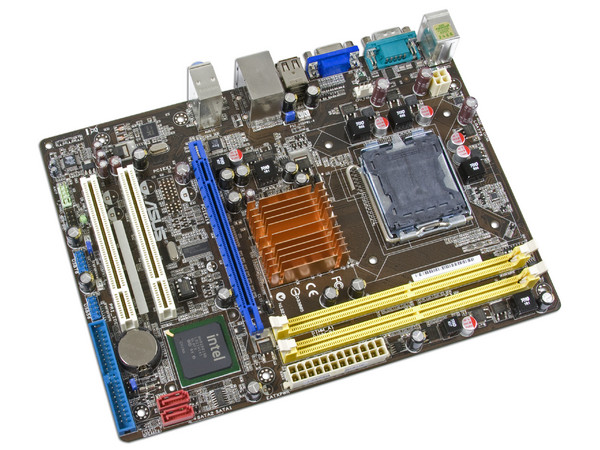 Tarjeta Madre ASUS P5KPL-AM IN, ChipSet Intel G31,
Soporta: Core 2 Quad, Core 2 Duo, 1600(O.C)/1333/1066MHz,
Memoria: DDR2 1066/800/667MHz, 2 Bancos, 4GBMax,
Integrado: Audio HD, Red, Video Intel, Diseño: mATX,
Puertos: 1xPCIEx16, 2xPCI