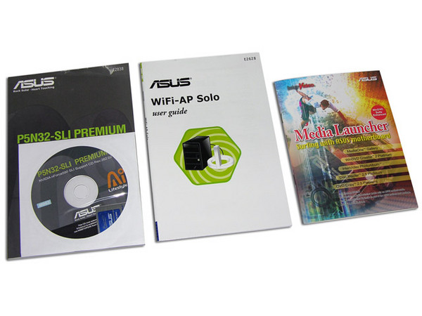 Tarjeta Madre ASUS P5N32-SLI Premium WiFi-AP
ChipSet nVidia nForce 590 SLI
Soporta: Core 2 Extreme / Core 2 Duo / Pentium EE
BUS de 1066/800MHz, Memoria: DDR2 800, 4 Bancos, 8GB Max
Integrado: Audio 8 CH., Dual Gigabit LAN, 802.11g WiFi
Diseño: ATX