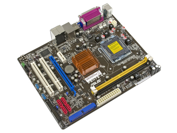Tarjeta Madre ASUS P5N73-AM, ChipSet GeForce 7050,
Soporta: Core 2 Quad, Core 2 Duo, 1066/1333/800MHz,
Memoria: DDR2 533/667/800MHz, 2 Bancos, 4GBMax,
Integrado: Audio HD, Red, Video GF 7050 Diseño: mATX,
Puertos: 1xPCI-Ex16, 1xPCI-Ex1, 2xPCI