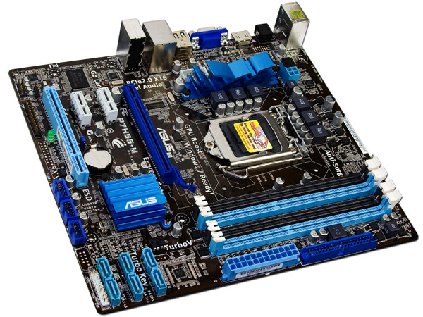 T. Madre ASUS P7H55-M/CSM, ChipSet Intel H55,
Soporta: Core i7, Core i5 y Core i3 de Socket 1156,
Integrado: Audio 5.1, Red 10/100/1000,
Memoria: DDR3 2200(O.C.)/1066MHz, 16GB Max,
mATX, Ptos: 1xPCEx16, 2xPCEx1, 1xPCI