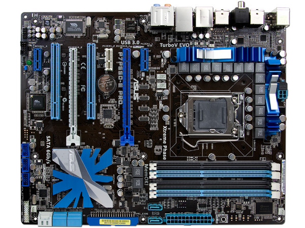 T. Madre Asus P7P55D-E PRO, ChipSet Intel P55 Exp.,
Soporta: Core i7 y Core i5 de Socket 1156,
Integrado: Audio 7.1, Red 8112L Gigabit,
Memoria: DDR3 2200(OC)/1600/1333MHz, 16GB Max,
ATX, Ptos: 2xPCEx16, 3xPCIEx1, 2xPCI