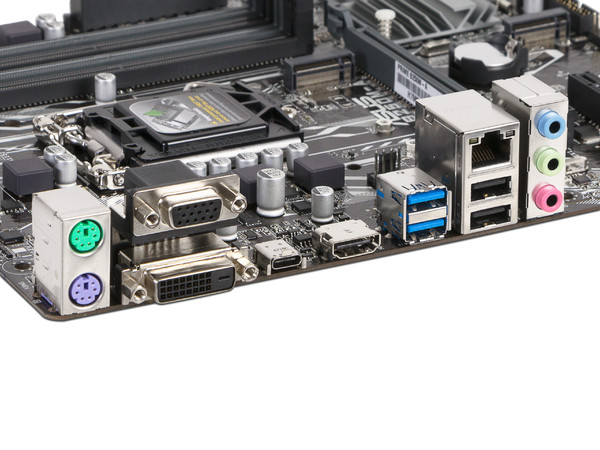T. Madre ASUS PRIME B250M-A, Chipset Intel B250,
Soporta: Core i7 / i5 / i3 / Pentium / Celeron de 7ma Gen., Socket 1151,
Memoria: DDR4 2133MHz, 64GB Max,
Integrado: Audio HD, Red,
USB 3.0, SATA 3.0 y M.2,
Micro-ATX, Ptos: 1xPCIE 3.0 x16.