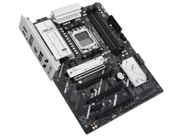 T. Madre ASUS Prime B840 PLUS WIFI,
Chipset AMD B840,
Segmento: Alto,
Soporta: Procesadores AMD Serie 9000, 8000 y 7000, Socket AM5, 
Memoria: DDR5 7600/5600/4800MHz, 256GB Max, 
Integrado: Wi-Fi, USB, M.2, 
ATX, Ptos: 1xPCIE4.0x16.