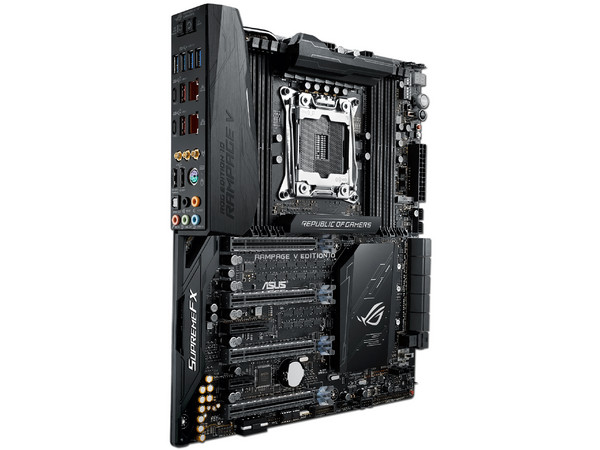 T. Madre Asus ROG RAMPAGE V EDITION 10, ChipSet Intel X99, 
Soporta: Intel Core i7 / Xeon E5 de Socket 2011-v3,
Memoria: DDR4 3333(O.C.)/ 2800(O.C.)/ 2133(O.C.) MHz, 128GB Max,
Integrado: Audio HD, Red, 
ATX, Ptos: 4xPCIE3.0x16, 1x2.0PCIEx4.