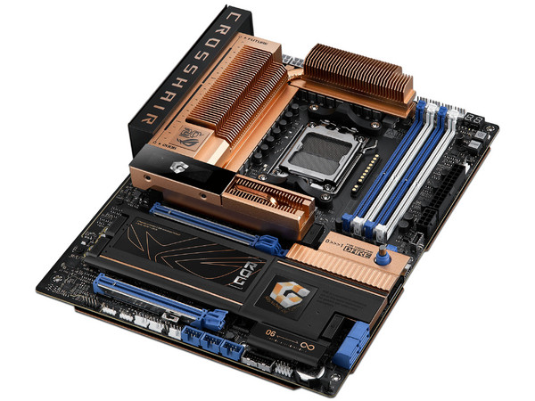 T. Madre ASUS ROG CROSSHAIR 2006 X870E Edición Especial:
Chipset AMD X870E,
Segmento: Alto,
Soporta: AMD Ryzen 7ma, 8va y 9na Gen, Socket AM5, 
Memoria: DDR5 9200+MT/s, Máx. 256GB, 
Integrado: AudioHD, Wi-Fi 7, USB 3.2, 
SATA, M.2, ATX, 2xPCIE5.0x1