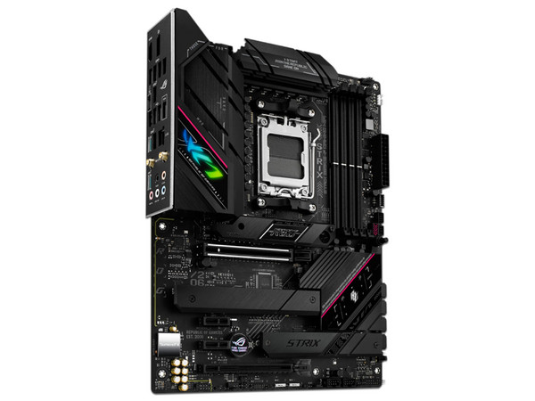 T. Madre Asus ROG STRIX B650E-F GAMING WIFI,
Chipset B650, 
Segmento: Alto/Gamer,
Soporta: AMD Ryzen 7000 Series, Socket AM5,
RAM: DDR5 6400/5400/4800 MHz, 128GB Max, 
Wi-Fi 6E, SATA 3.0, M.2, 
ATX, Ptos: 1xPCIE5.0x16, 1xPCIE4.0x16, 2xPCIE4.0x1. (C