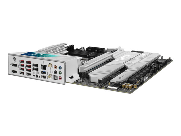 T. Madre ASUS ROG STRIX X670E-A Gaming WIFI, Chipset AMD X670,
Soporta: AMD Ryzen 7ma Generación, Socket AM5,
Memoria: DDR5 6400+(OC)/5400(OC)/4800 MHz, 128GB Max,
Integrado: Audio HD, Wi-Fi 6E, USB 3.2, SATA 3.0, ATX, Ptos: 2xPCIEx16, 1xPCIEx1