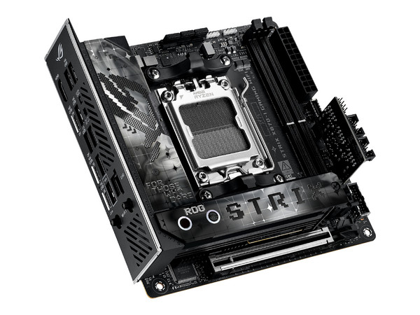 T. Madre ASUS ROG STRIX X870-I GAMING WIFI:
Chipset AMD X870,
Segmento: Alto/Gamer,
Soporta: AMD Ryzen 7ma, 8va y 9na Generación, Socket AM5,
Memoria: DDR5 8400/ 6800/ 4800MHz, Max 128GB,
AudioHD, Wi-Fi 7, USB 3.2, SATA, M.2,
Mini-ITX, 1xPCIE5.0x16.