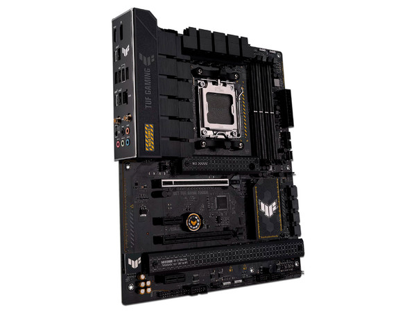 T. Madre ASUS TUF GAMING B650-PLUS WIFI,
Chipset B650,
Segmento: Alto/Gamer,
Soporta: AMD Ryzen 7000 Series, Socket AM5,
RAM: DDR5 6400/5400/5200/5000/4800 MHz, 128GB Max,
Audio HD, Wi-Fi 6, SATA 3.0, M.2,
ATX, Ptos: 2xPCIE4.0x16, 2xPCIE4.0x1.