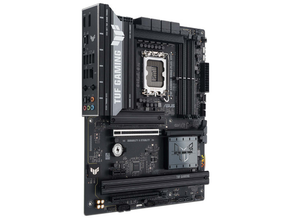 T. Madre ASUS TUF GAMING B860-PLUS WIFI, 
Chipset Intel B860,
Segmento: Alto/Gamer
Soporta: Intel Core Ultra (Series 2), Socket LGA 1851,
Memoria: DDR5 256GB Máx, Doble Canal,
Audio, Ethernet, Wi-Fi, Bluetooth,
USB 3.2, SATA 3.0 y M.2,
ATX.