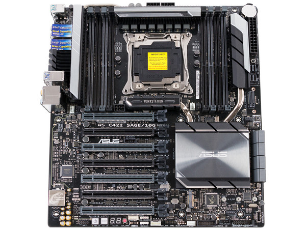T. Madre Asus WS C422 SAGE/10G, Chipset C422,
Soporta: Procesadores Intel Xeon de Socket 2066,
Memoria: DDR4 2666 / 2400 / 2133 MHz, 512GB Max,
Audio HD, Red,
USB 3.0 y SATA 3.0,
CEB, Ptos: 7xPCIE3.0x16. 
Incluye Ruteador Inalámbrico ASUS RT-N19