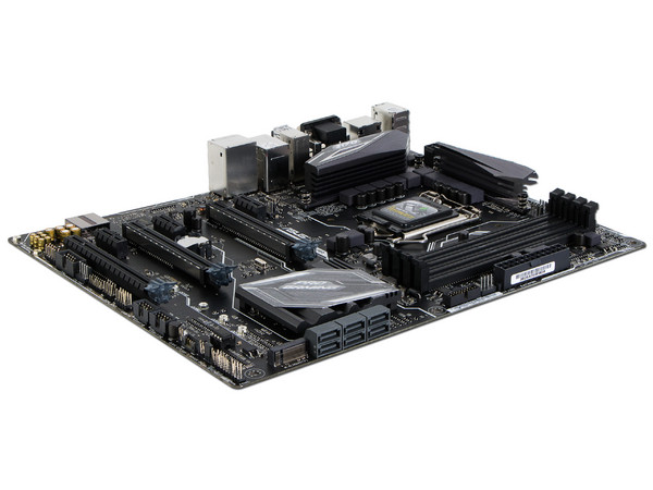 T. Madre ASUS Z170 PRO GAMING-AURA, Chipset Intel Z170,
Soporta: Core i7 / i5, i3 de 6ta Gen., Socket 1151,
Memoria: DDR4 3466(O.C.), 3100(O.C.), 2666(O.C.), 2133 MHz, 64GB Max,
Integrado: Audio HD, Red,
USB 3.1 y SATA 3.0,
ATX, Ptos: 2xPCIE 3.0 x16